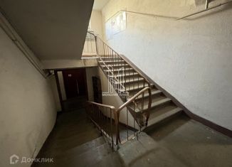 Продаю трехкомнатную квартиру, 71.8 м2, Кировск, улица Энергетиков, 3
