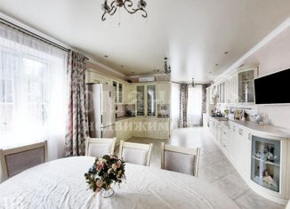 4-ком. квартира на продажу, 206 м2, Ставрополь, микрорайон № 26, улица Льва Толстого, 121А