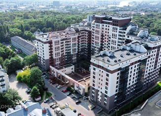 Продается четырехкомнатная квартира, 165 м2, Калининград, улица Сержанта Колоскова, 8, Центральный район