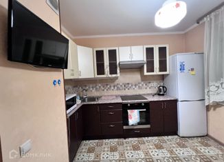 Сдам 1-комнатную квартиру, 38 м2, Москва, улица Академика Янгеля, 14к4