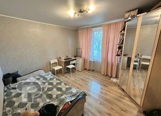 Продам 2-ком. квартиру, 37.2 м2, Москва, улица Лихоборские Бугры, 11