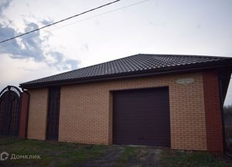 Продаю дом, 160 м2, поселок городского типа Борисовка, площадь Ушакова