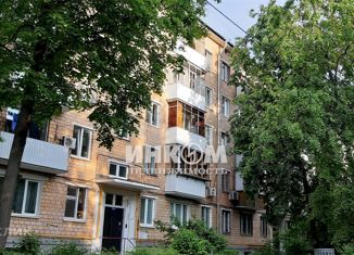 Двухкомнатная квартира на продажу, 43 м2, Москва, улица Рогова, 17, метро Щукинская