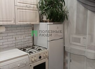 Продам 1-комнатную квартиру, 30 м2, Сыктывкар, Коммунистическая улица, 33, Юго-Западный район