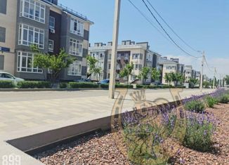 Продам 2-ком. квартиру, 61.2 м2, Аксай, улица Строителей, 5к4, ЖК Самоцветы