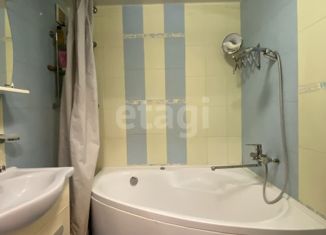 Продается 2-ком. квартира, 56.4 м2, поселок Дубовое, Зелёная улица, 2Е