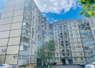 Продается трехкомнатная квартира, 63 м2, Алексеевка, Республиканская улица