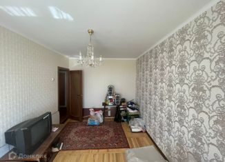 Продам 3-комнатную квартиру, 72 м2, Ставрополь, улица Васильева, 27, микрорайон №18