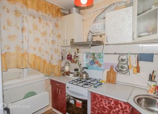 Продается 2-комнатная квартира, 45 м2, Челябинск, улица Танкистов, 140Б, Тракторозаводский район