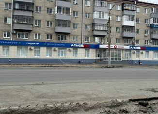 Продаю трехкомнатную квартиру, 58.1 м2, Курган, улица Коли Мяготина, 116, жилой район Центральный