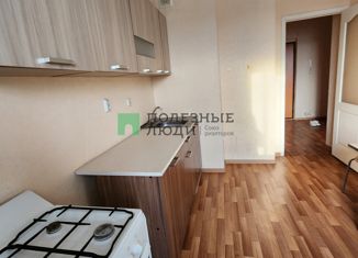 Сдача в аренду однокомнатной квартиры, 39 м2, Альметьевск, улица Рината Галеева, 27