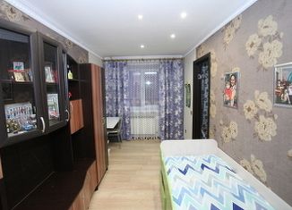 Продается 2-комнатная квартира, 46 м2, Данилов, улица Володарского, 76