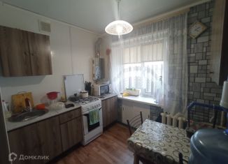 Продам 4-ком. квартиру, 61.3 м2, Рыбное, Юбилейная улица, 3