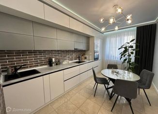 Продается 3-ком. квартира, 89 м2, Орёл, Советский район, улица Андрианова, 39