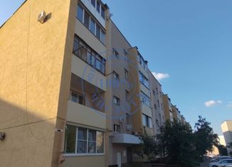 Продам двухкомнатную квартиру, 47.5 м2, Алексеевка, улица Маяковского