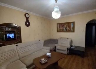 3-комнатная квартира на продажу, 52 м2, поселок городского типа Ахтырский, Красная улица, 8