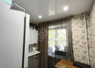 Продаю 1-ком. квартиру, 31 м2, Волгоград, Караванная улица, 8