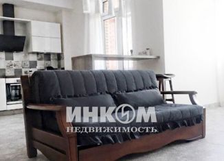 Сдам 2-комнатную квартиру, 80 м2, Москва, улица Алабяна, 13к2, улица Алабяна