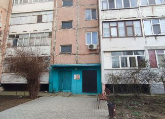 Продается 3-комнатная квартира, 57.9 м2, Крым, 1-й микрорайон, 11