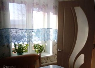 Трехкомнатная квартира на продажу, 64.3 м2, посёлок Родники, Молодёжная улица, 3А