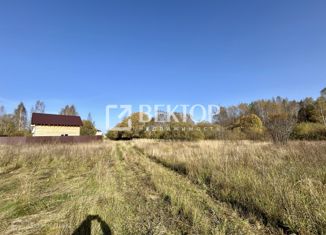 Продаю участок, 8.2 сот., деревня Башутино, деревня Башутино, 25