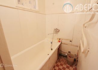 Продаю четырехкомнатную квартиру, 58.9 м2, Муром, Октябрьская улица, 52