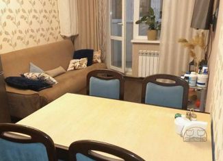 Продается трехкомнатная квартира, 80 м2, Саратов, Осенняя улица, 6