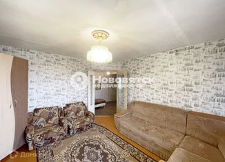 Продается 3-комнатная квартира, 61 м2, Киров, станция Поздино, 24