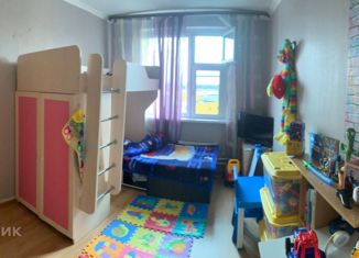 Сдаю в аренду 2-ком. квартиру, 52 м2, Московский, Солнечная улица, 11