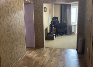 Продается 2-комнатная квартира, 68 м2, Горно-Алтайск, улица Мичурина, 2