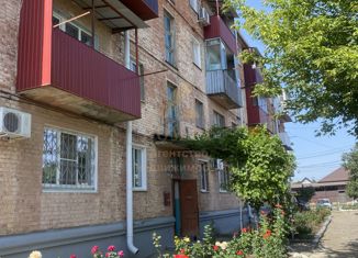 3-ком. квартира на продажу, 55 м2, Крымск, Коммунистическая улица, 48