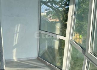 Продам 3-комнатную квартиру, 98 м2, Ставрополь, улица Розы Люксембург, 3, микрорайон № 13