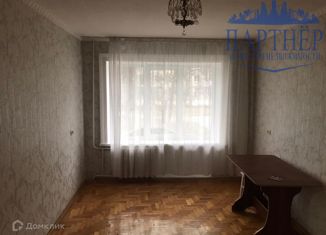 Сдаю 3-ком. квартиру, 60 м2, Георгиевск, улица Мира, 12