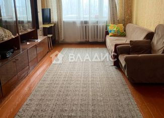 3-ком. квартира на продажу, 63.2 м2, Собинка, Молодёжная улица, 4