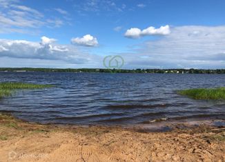 Продается земельный участок, 32 сот., коттеджный поселок Иволга