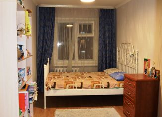 Продается 2-комнатная квартира, 43.7 м2, Тюменская область, улица Мира, 8