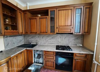 Сдам 2-ком. квартиру, 66 м2, Москва, Валовая улица, 6, ЦАО