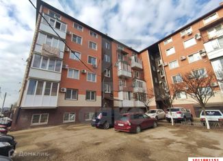 2-комнатная квартира на продажу, 63 м2, посёлок Российский, улица Ратной Славы, 77