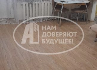 Продается 4-комнатная квартира, 66.8 м2, Чусовой, улица Космонавтов, 8