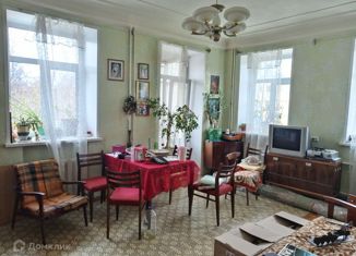 Продаю трехкомнатную квартиру, 68 м2, Нижний Новгород, Комсомольская улица, 7, метро Парк Культуры