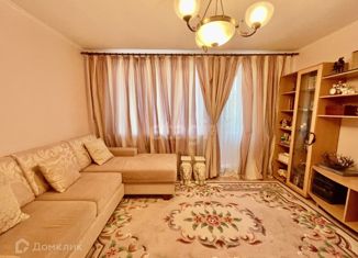 Продается трехкомнатная квартира, 60 м2, Санкт-Петербург, улица Турку, 27, метро Проспект Славы