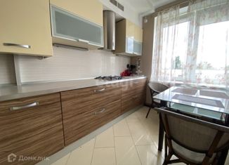 Продам 1-комнатную квартиру, 41 м2, Калининград, улица Аксакова, 102А