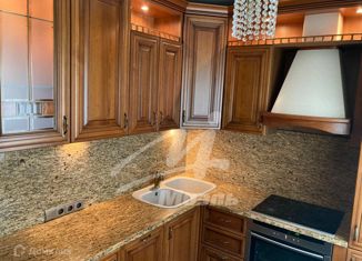 Продаю 1-комнатную квартиру, 39 м2, Москва, улица Намёткина, 9к1, метро Новые Черёмушки