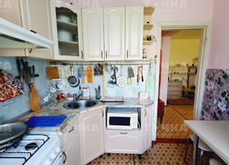 Сдам в аренду двухкомнатную квартиру, 42.5 м2, Чебаркуль, улица 8 Марта, 22