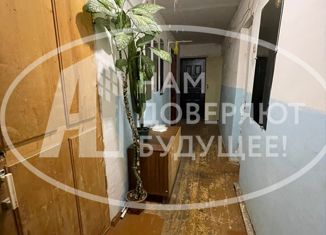 Продам комнату, 27 м2, Лысьва, улица Смышляева, 106