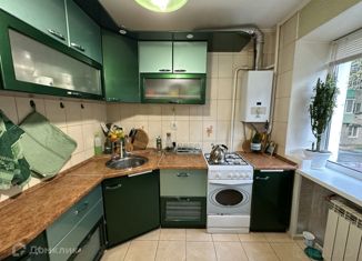 Продам 1-ком. квартиру, 31.8 м2, Рязань, улица Есенина, 61, район Театральный