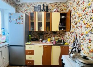 Продаю 1-ком. квартиру, 31 м2, Белово, Советская улица, 9