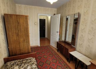 Продается 3-комнатная квартира, 53.3 м2, Екатеринбург, улица Крауля, 10, Верх-Исетский район