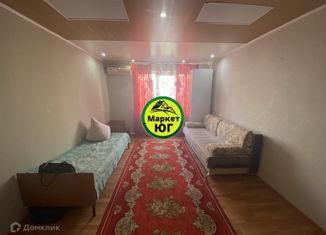 Продаю однокомнатную квартиру, 35 м2, Абинск, Ростовская улица, 137