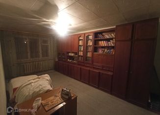 Продам 3-ком. квартиру, 62 м2, посёлок городского типа Куйбышево, улица Ленина, 90А